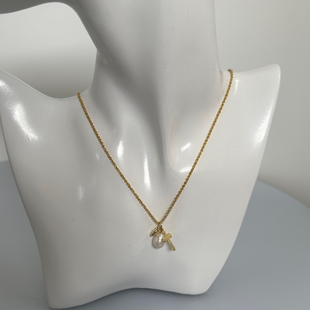 Gold-Tone real Pearl and Cross Charm Necklace for Women